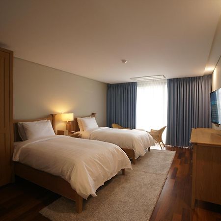 Illeinn Hotel Seogwipo Exteriör bild