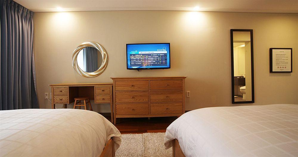 Illeinn Hotel Seogwipo Exteriör bild